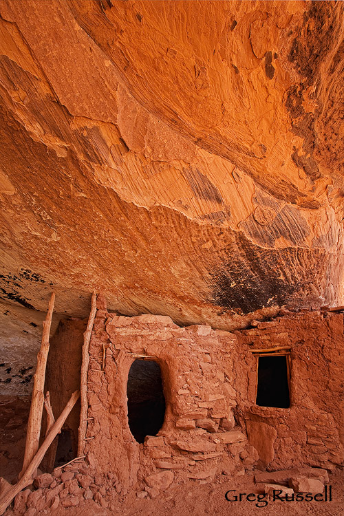 Well-preserved ancestral puebloan granary, Cedar Mesa area, utah