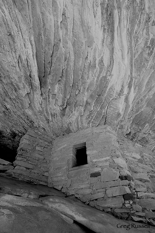 house on fire ruin, flaming roof ruin, anasazi, utah history, archaeology photo